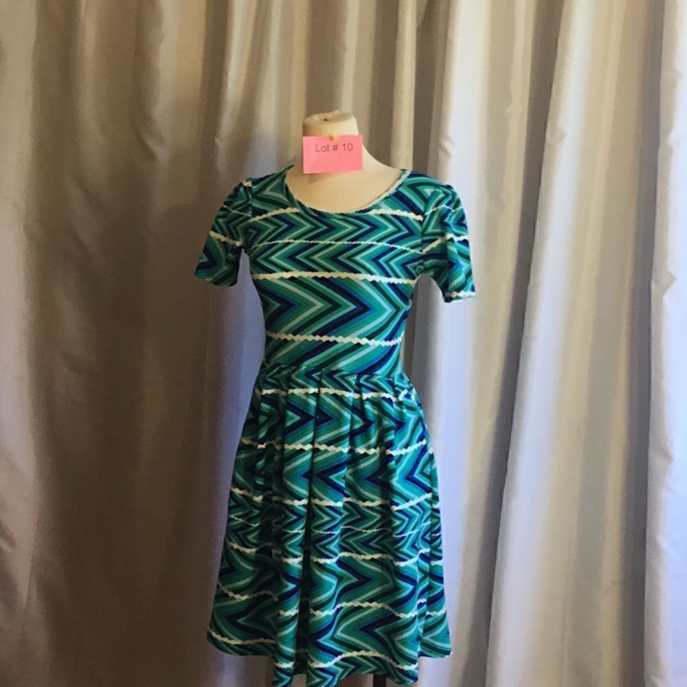NWOT LULAROE dress in small in bright beautiful colors